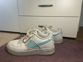 NIKE AIR FORCE 1 39 - 1