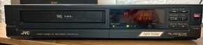 JVC HR-D521EE .... videorekorder....