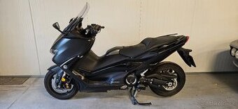 Yamaha T-max 560, YAMAHA TMAX 560