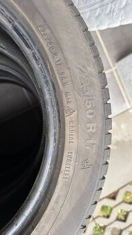 Predám zimné gumy Continental 227/50 r17