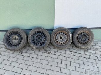 Zimna sada pneu a plechové disky 4x100 175/65 R14