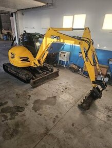 JCB 8080