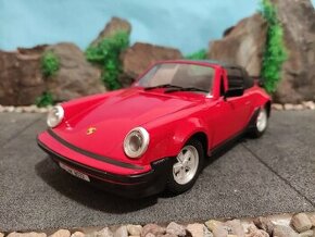 Prodám model 1:18 Porsche 911 Cabrio - 1