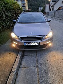 Peugeot 308 SW PANORAMA ŤAŽNÉ - 1