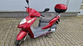 Predám Honda Dylan 125 + príslušenstvo - 1