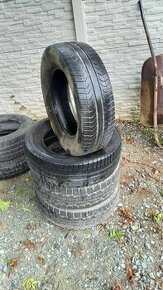 215/65r16. 98H. Pirelli zimné