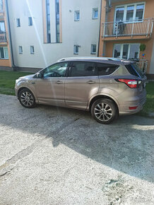 Kuga 4x4 Vignale - 1