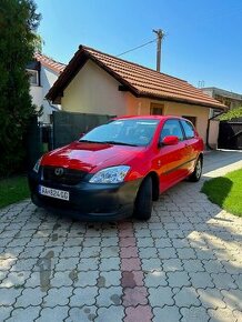 Toyota Corolla 1,4 benzin 71kw - 1