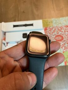 Apple Watch 6 44mm - čierne