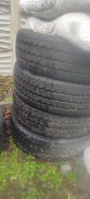 Predám zimné pneu 195/70R15C