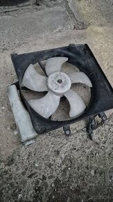 Nádobka spolu s ventilátorom chladenia Honda Jazz 1.2 idsi