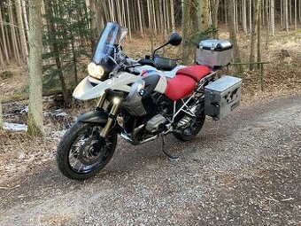 R1200GS výroční edice, ALU kufry, NAVI, touratech, historie