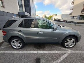 Na predaj Mercedes-Benz ML450 AMG CDI 4MATIC TV 2x