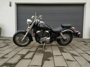 Honda Shadow 750.   RC44