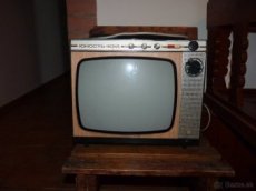 Retro televízor - 1