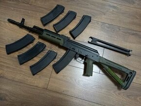 KBK WZ.88 Tantal, kaliber 5,45 X 39 s Magpul doplnkami