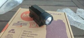 Predám Silné LED svetlo na zbraň 22mm lišta