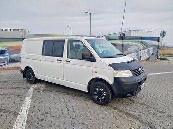 Predam volkswagen transporter t5 1.9tdi 75kw  Rok 2007