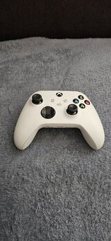 Xbox series ovladac (gamepad)