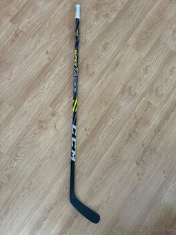 Predam hokejky CCM a Bauer