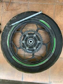 Zadné koleso na Kawasaki Ninja 300