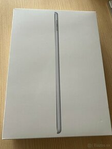 Apple iPad 6th generation - 1