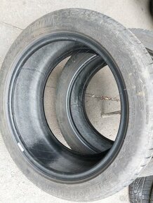 Predam letne pneu 2x 235/45R18 98W Michelin