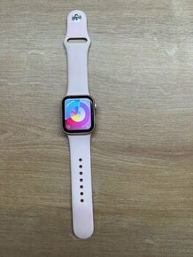 APPLE WATCH SERIES 6 40MM Rose Gold