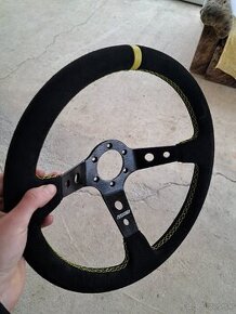 Races steering wheel