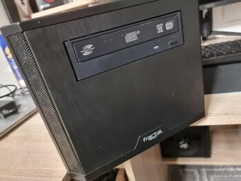 Malé PC i5