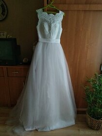 Tylové svadobné šaty s čipkou + spodnička (NOVÉ) - 1