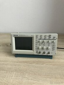 Digitálny osciloskop Tektronix TDS220 - 1