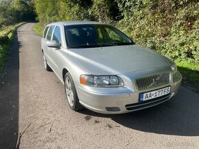 Volvo V70 2.4 D5 facelift - 1