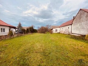 NA PREDAJ POZEMOK PRE VÝSTAVBU DOMOV, 1934M2, HLBOKÉ, okr. S