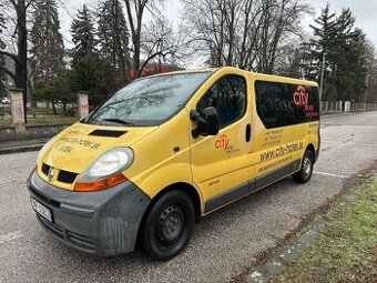 Renault Trafic Bus - 1