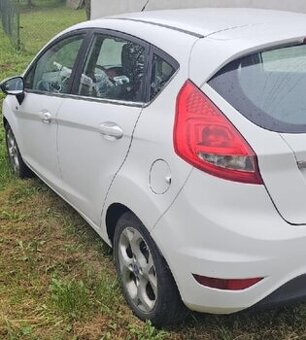 Rozpredám Ford Fiesta 1.6 tdci 70kw 2011 - 1