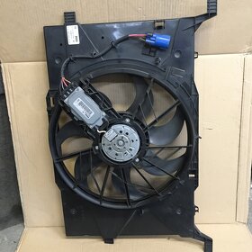 Ventilátor chladiča na mercedes B OEM A1695002593