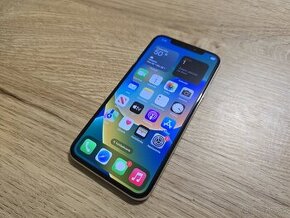 Iphone x 256gb v top stave bol pouzivany iba zalozny bateria