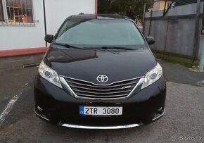 TOYOTA SIENNA XLE AWD LPG 2015 NOVÝ MODEL 7 míst - 1