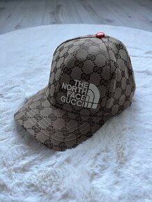 The north face gucci šiltovka