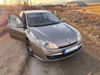 Renault Laguna 3 2.0 dci 110kW r.v. 2009