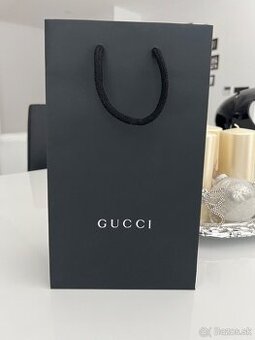 Gucci papierova taska