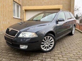 Škoda Octavia II 1.9TDi ELEGANCE+xenóny