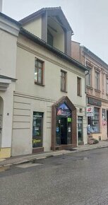 Na predaj 5 podlažný polyfunkčný dom v centre Žiliny - 1