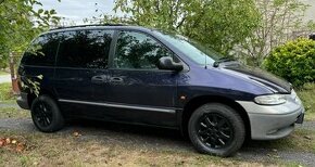 Chrysler Woyager 2.0 benzin 7 miestne