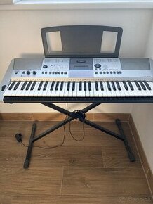 YAMAHA Keyboard PSR E413