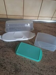 Salamka a maselnička tupperware