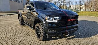 DODGE RAM LARAMIE 4x4 1500 5.7 HEMI 2020 etroq