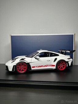 1:18 - Porsche 911 GT3 RS 992 - NOREV