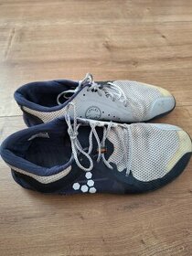 Vivobarefoot velkost 42, tenké topanky